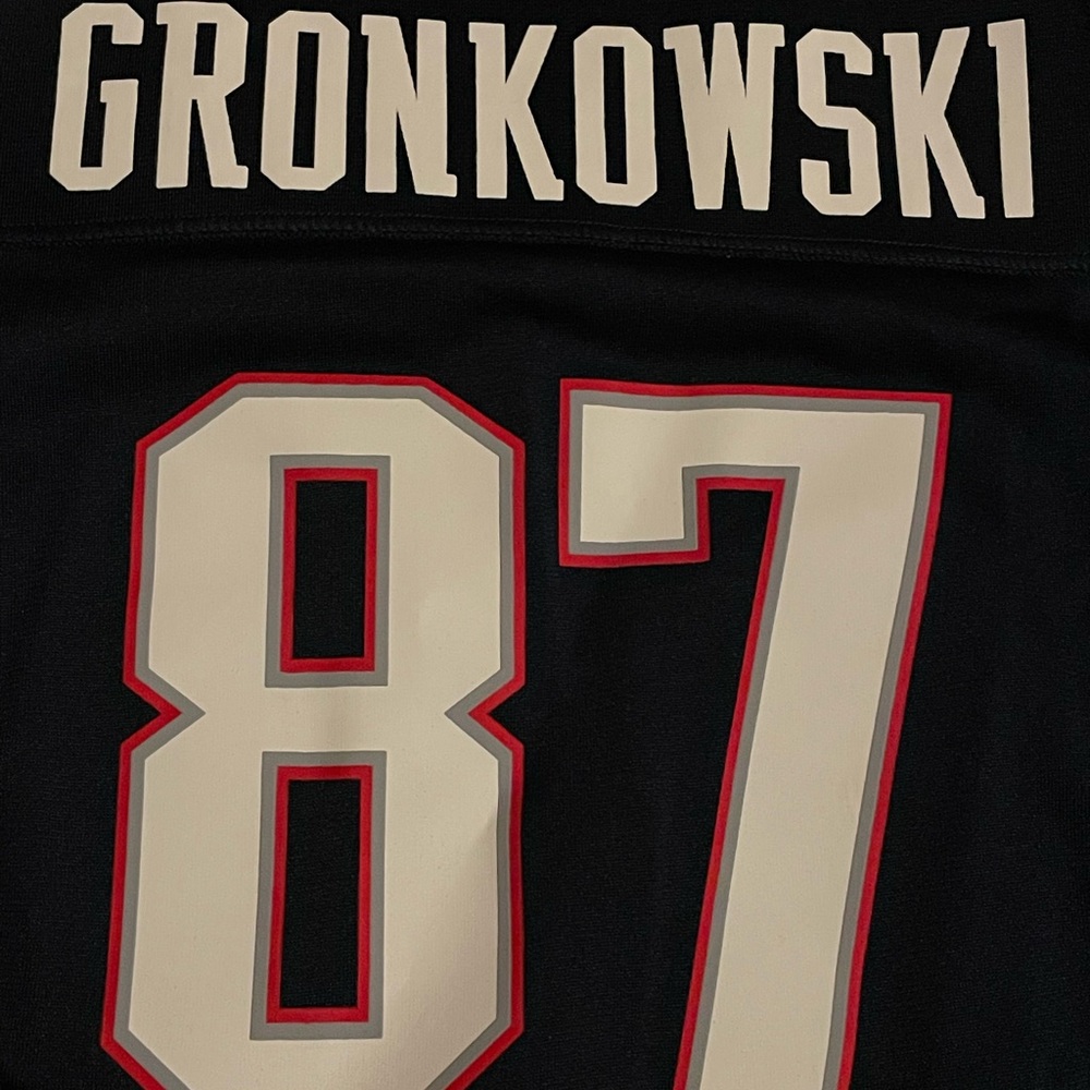 Nike New England Patriots Gronkowski #87 Ladies Jersey, Size Small NWOT - Picture 7 of 7